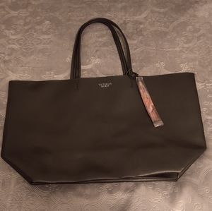 ‼️ON HOLD‼️ Victoria's Secret Bag w/Charm Tassle